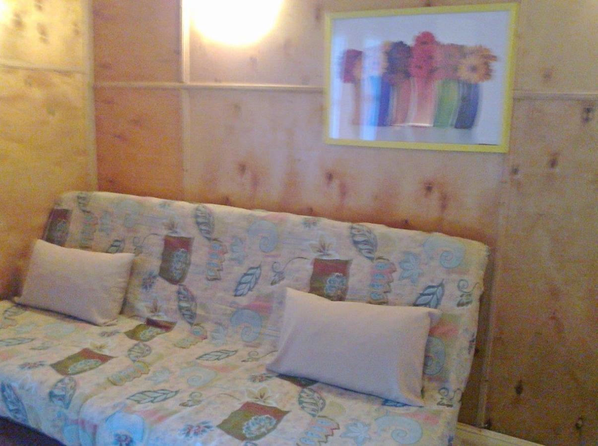 Osrodek Wypoczynkowy Amber Villa Katy Rybackie Bagian luar foto