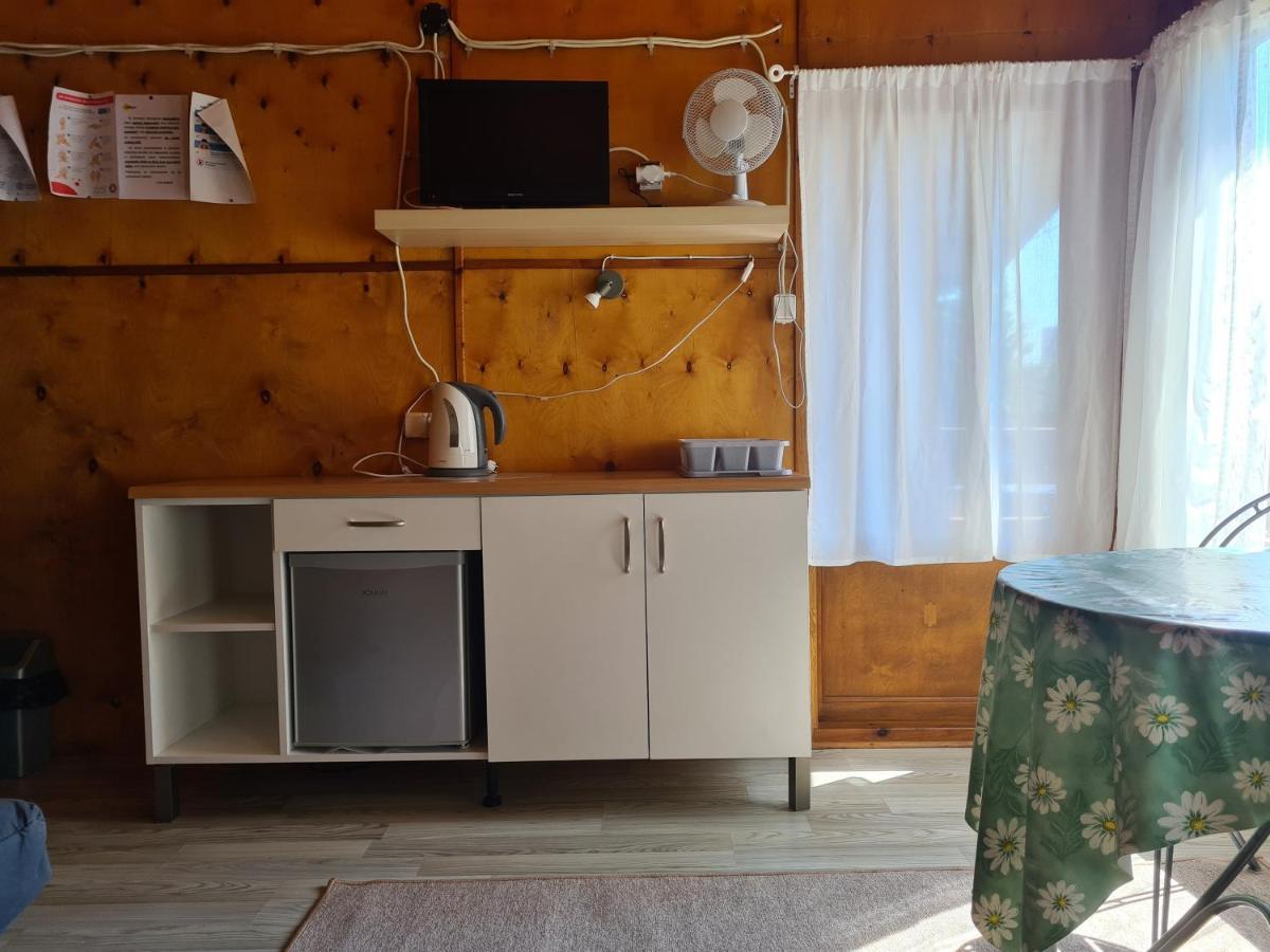 Osrodek Wypoczynkowy Amber Villa Katy Rybackie Bagian luar foto